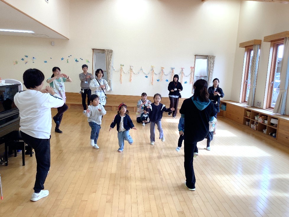 写真:幼稚部体操教室