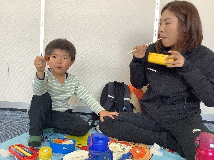 写真：幼稚部秋の遠足