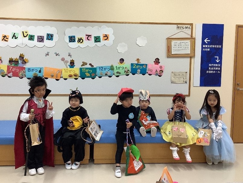 写真：幼稚部ハロウィンパーティー1