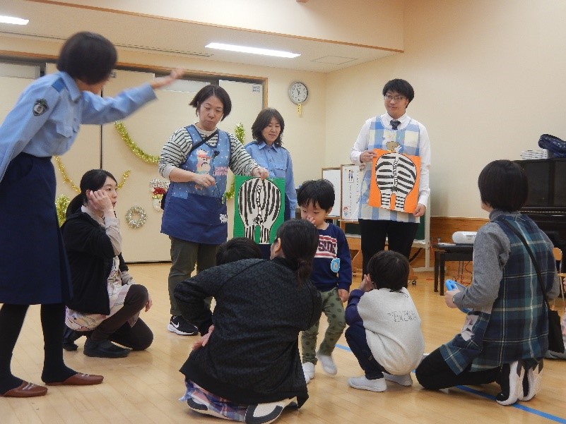 横断歩道のお話の様子