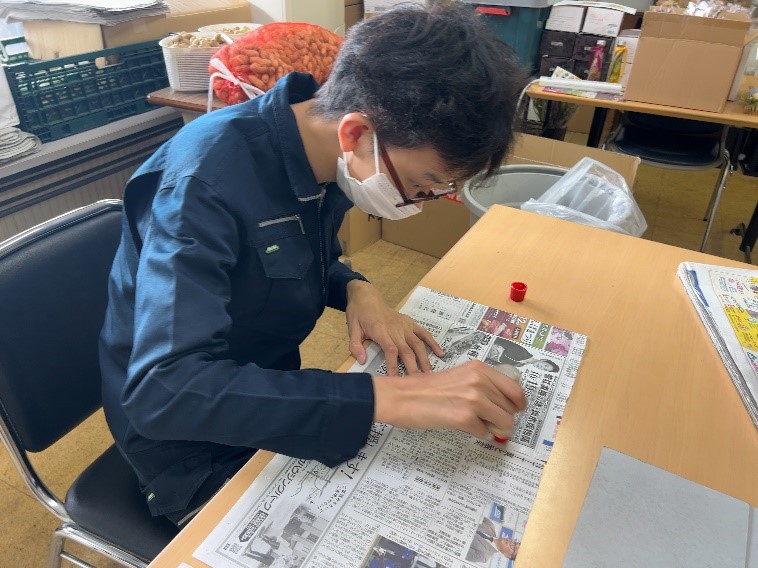 エコバッグづくりの様子