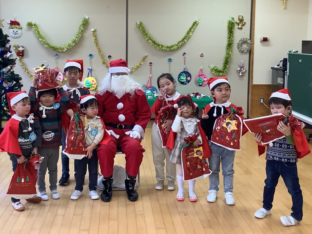 サンタと記念写真