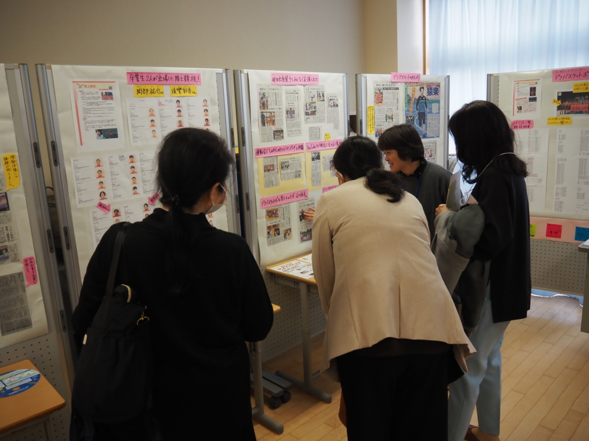 聴覚支援学校展示の様子