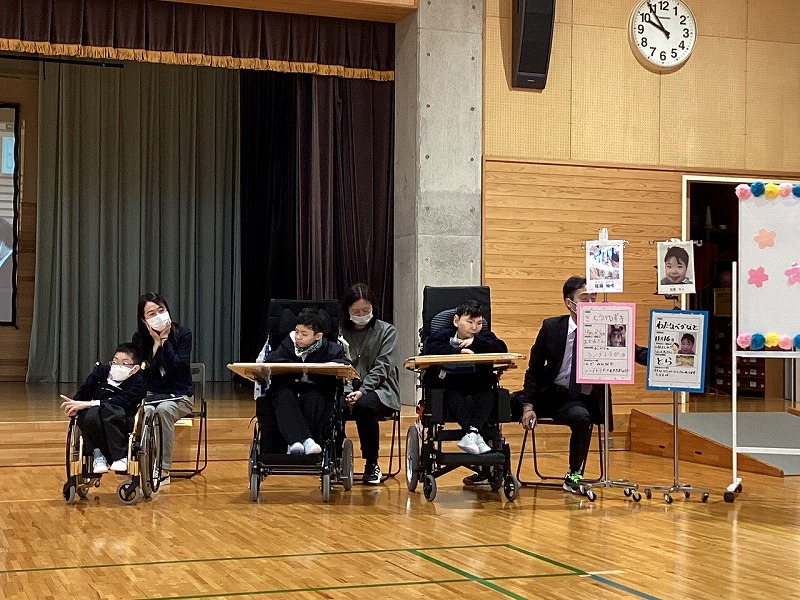 写真：中学部新入生歓迎会の様子2