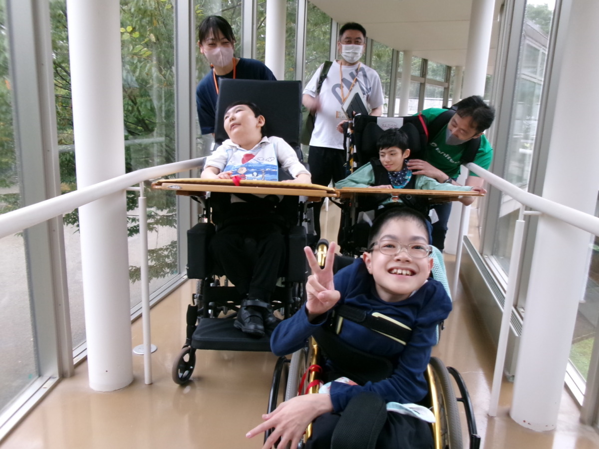 みんなで集合写真