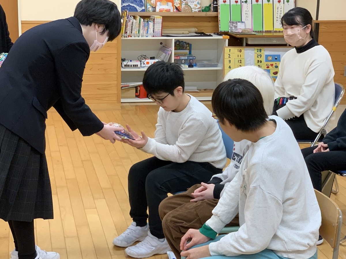 写真：卒業生からのプレゼント