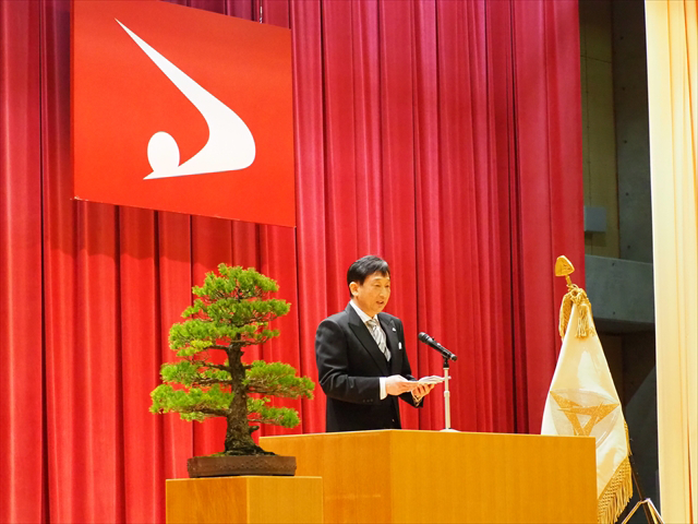 写真：校長式辞