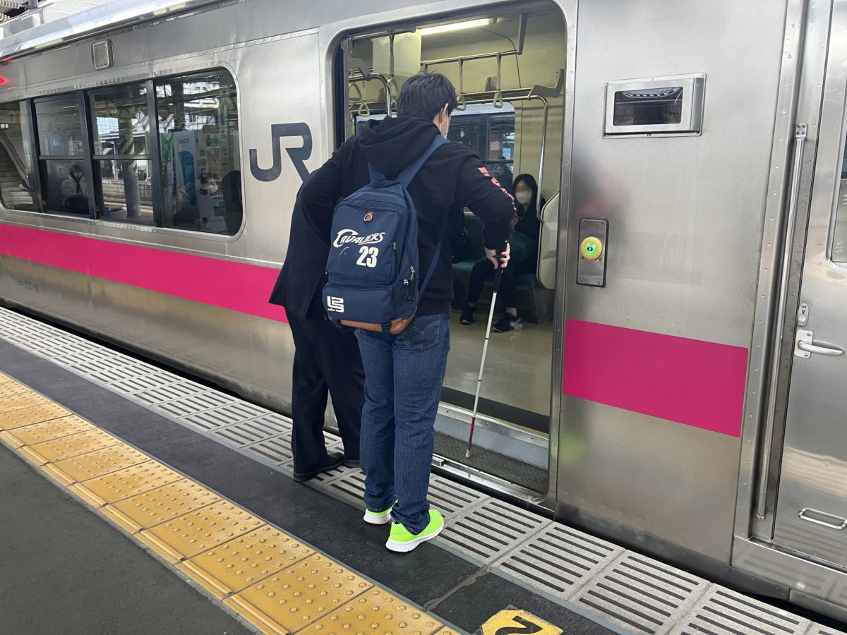 写真：生活情報科「歩行指導」