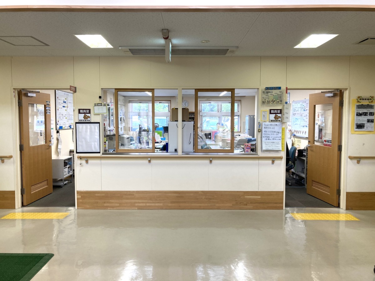 職員室正面
