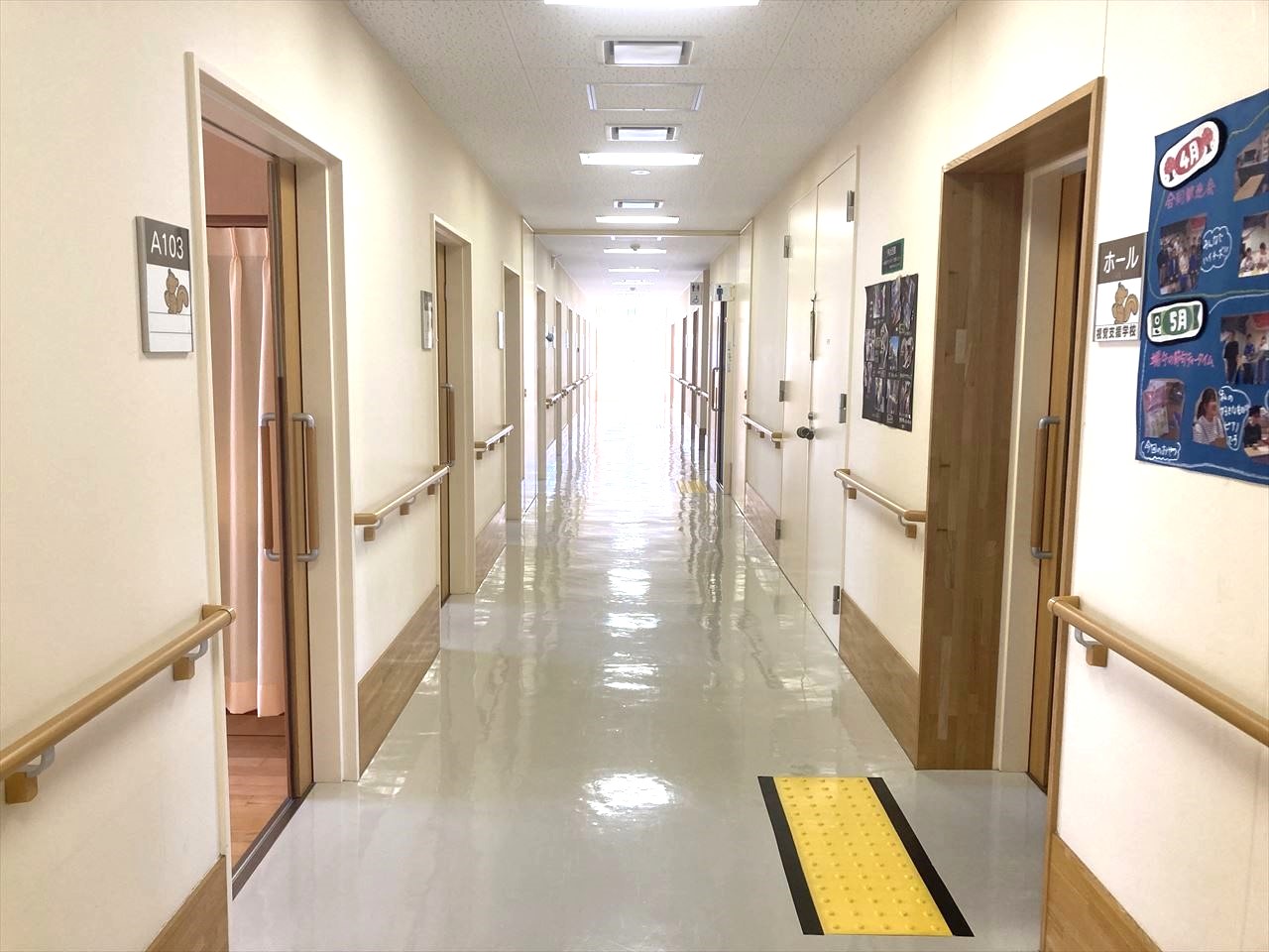 １階廊下