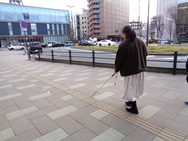 歩行練習をしました