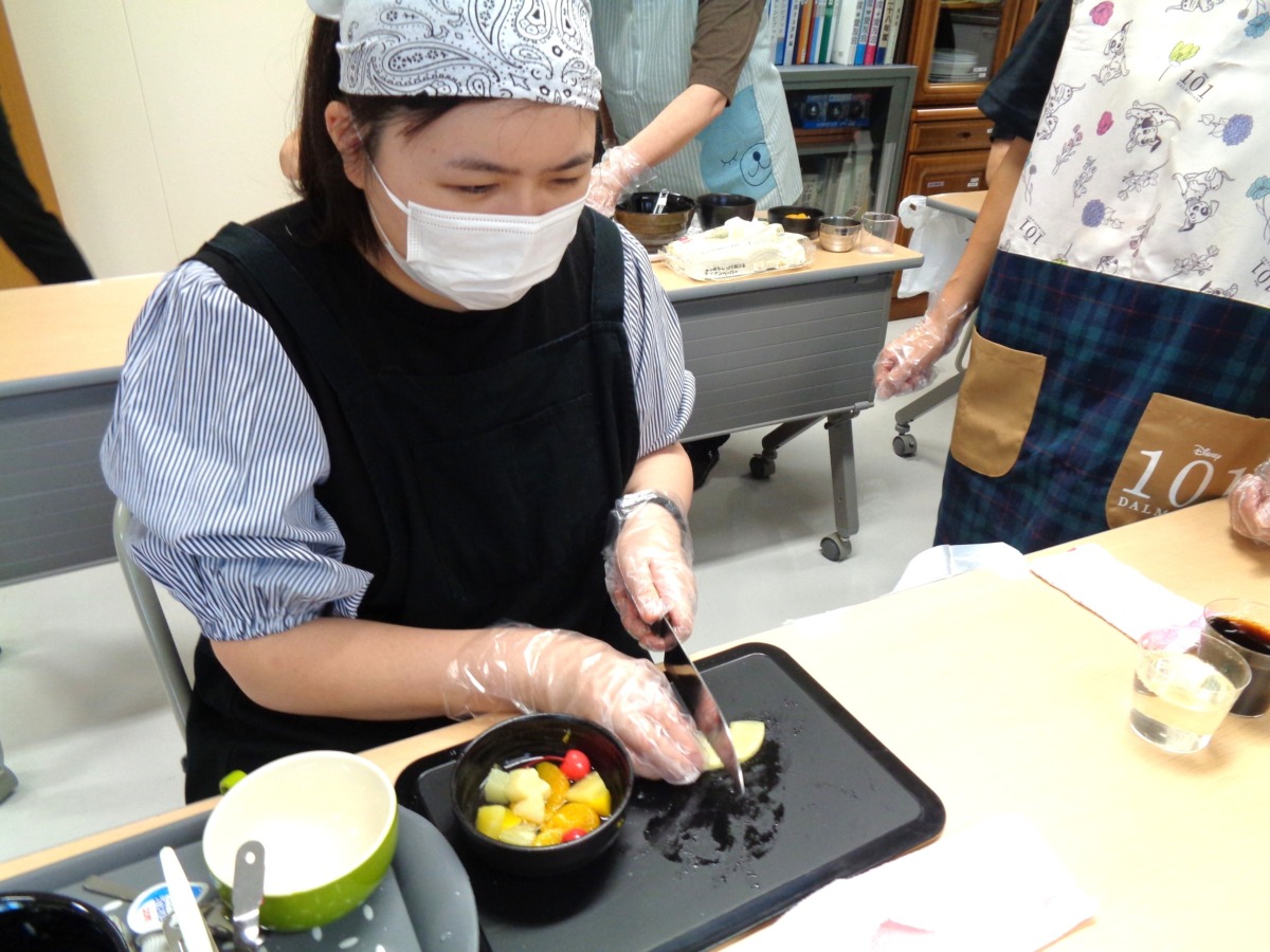 果物を好きな大きさにカット